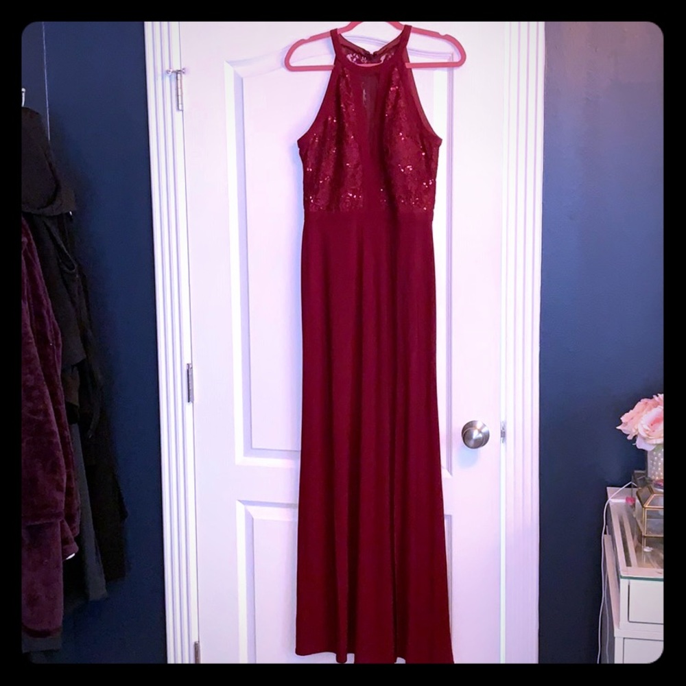 Burgundy Dress with Sequin